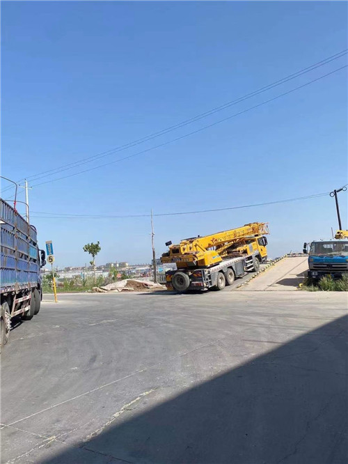 小店区25吨吊车的租赁价格大概是多少？